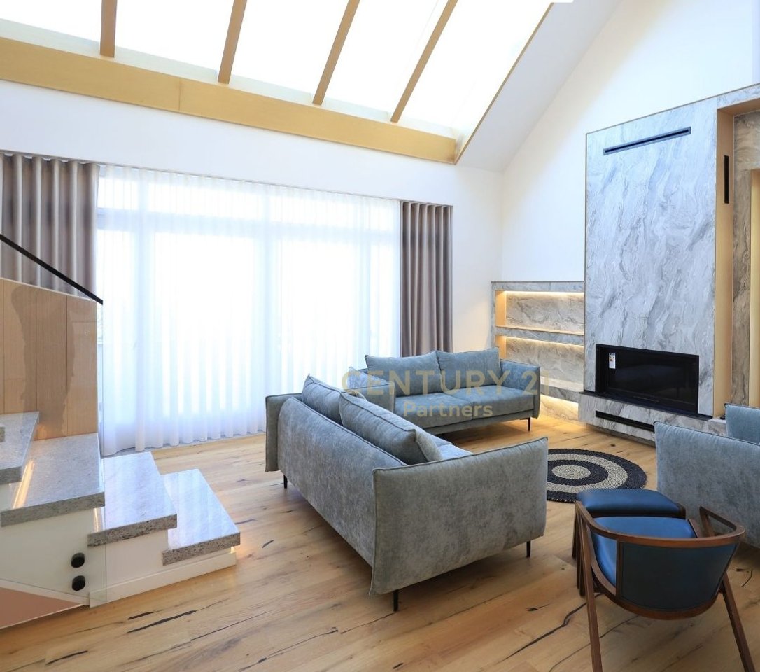 LUXURY VILLA FOR RENT IN PETRELË!!