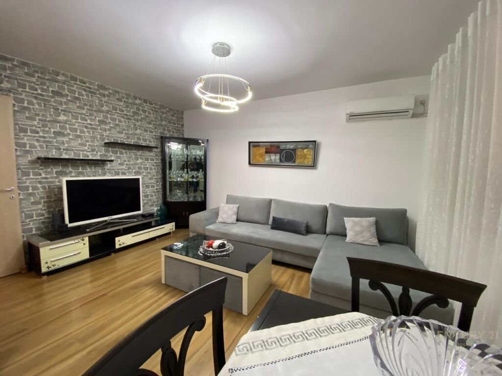 IN AFFITTO APPARTAMENTO 3+1 IN VIA ELBASAN