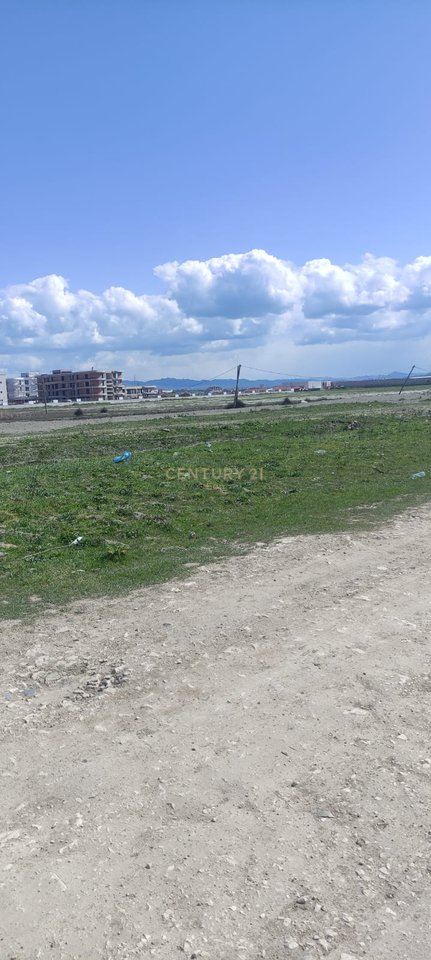 TERRENO IN VENDITA A SPITALLE, DURRES - 11424m2.