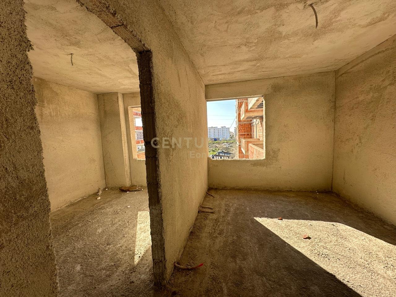 SHESIM APARTAMENT 1+1 NE KOMPLEKSIN ME TE RI GOLEM ME PISHINE!