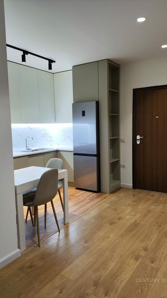 2 Apartamente 1+1 ne Komune te Parisit!
