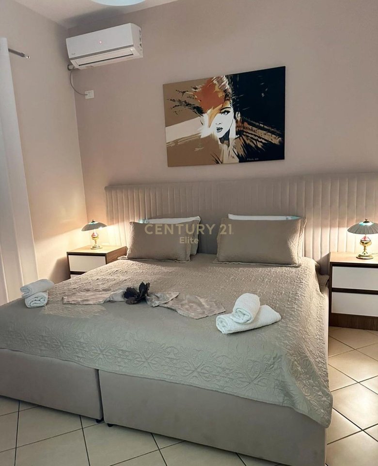 Jepet me qira apartament 1+1 tek Rruga e Elbasanit!
