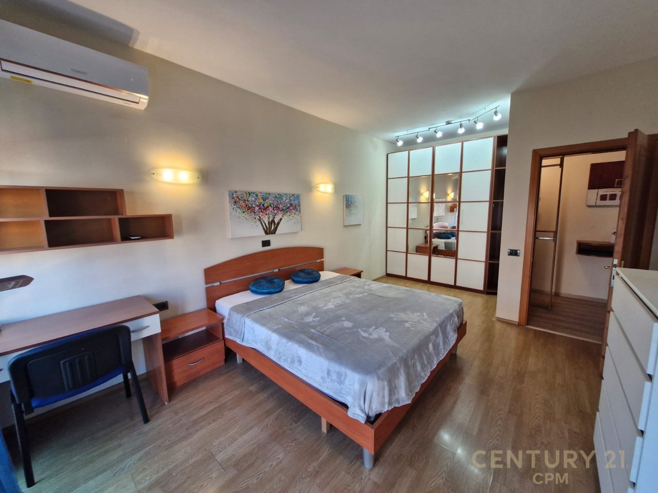 Apartament 1+1 per qira ne qender