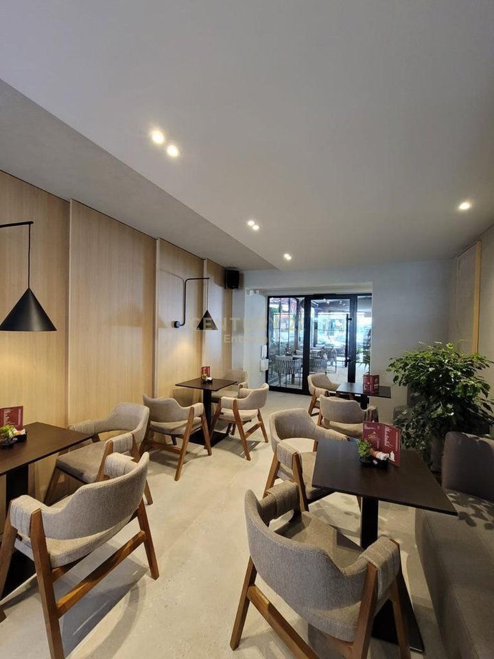 Commercial Unit for Sale in Ali Dem