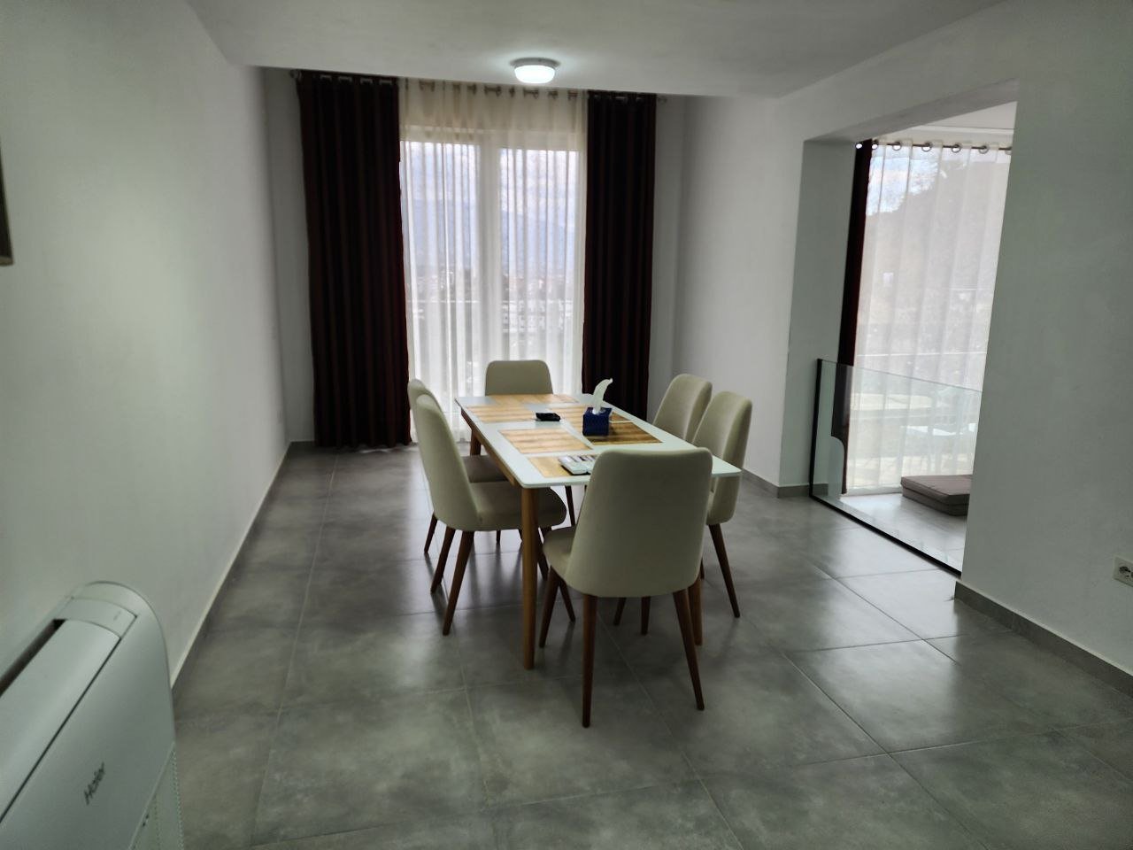 VILLA CON PISCINA + 2 POSTI AUTO IN AFFITTO A KODRA E DIELLE 2!