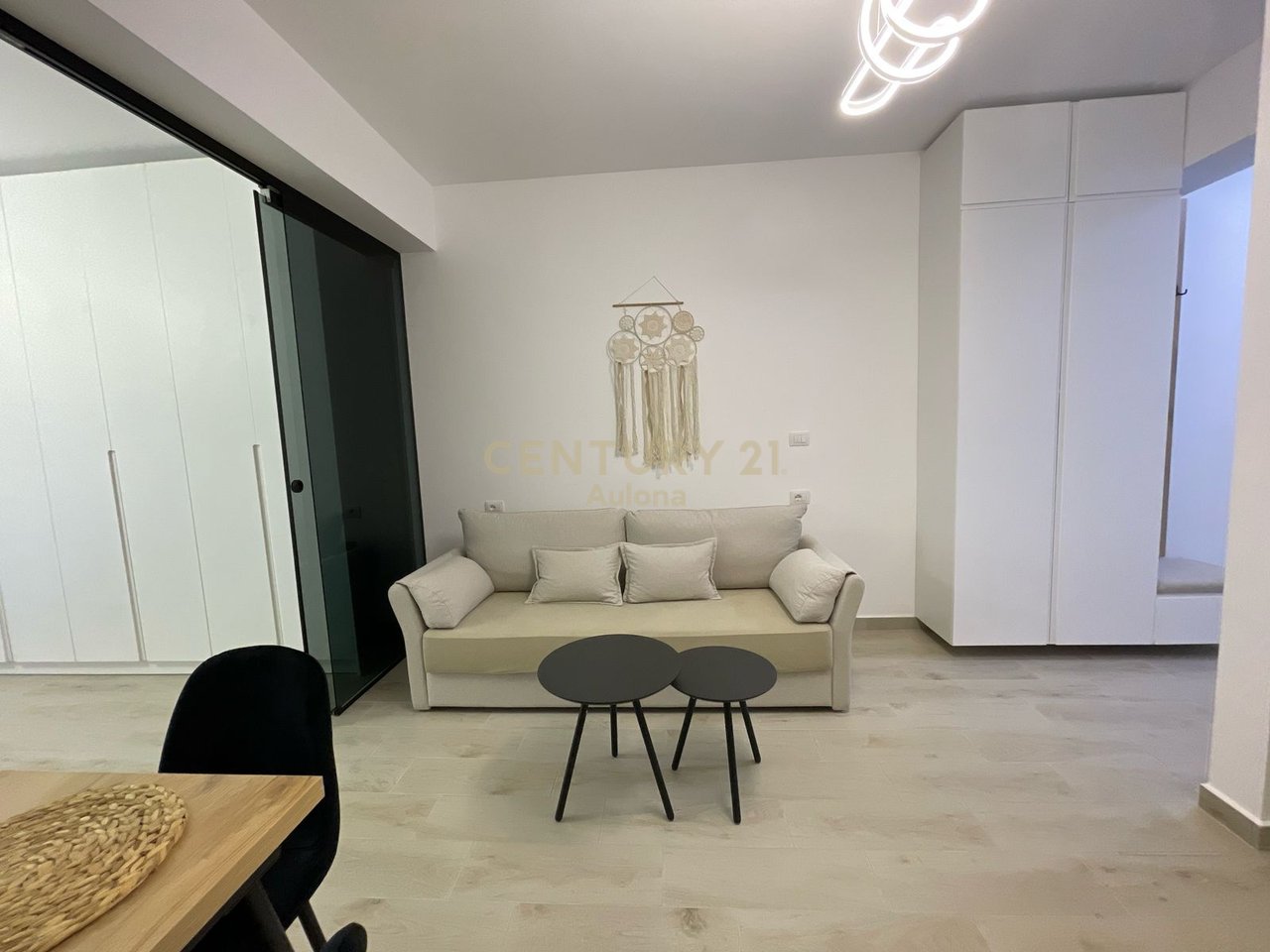 STUDIO FOR RENT IN LUNGOMARE WITH SEA VIEW