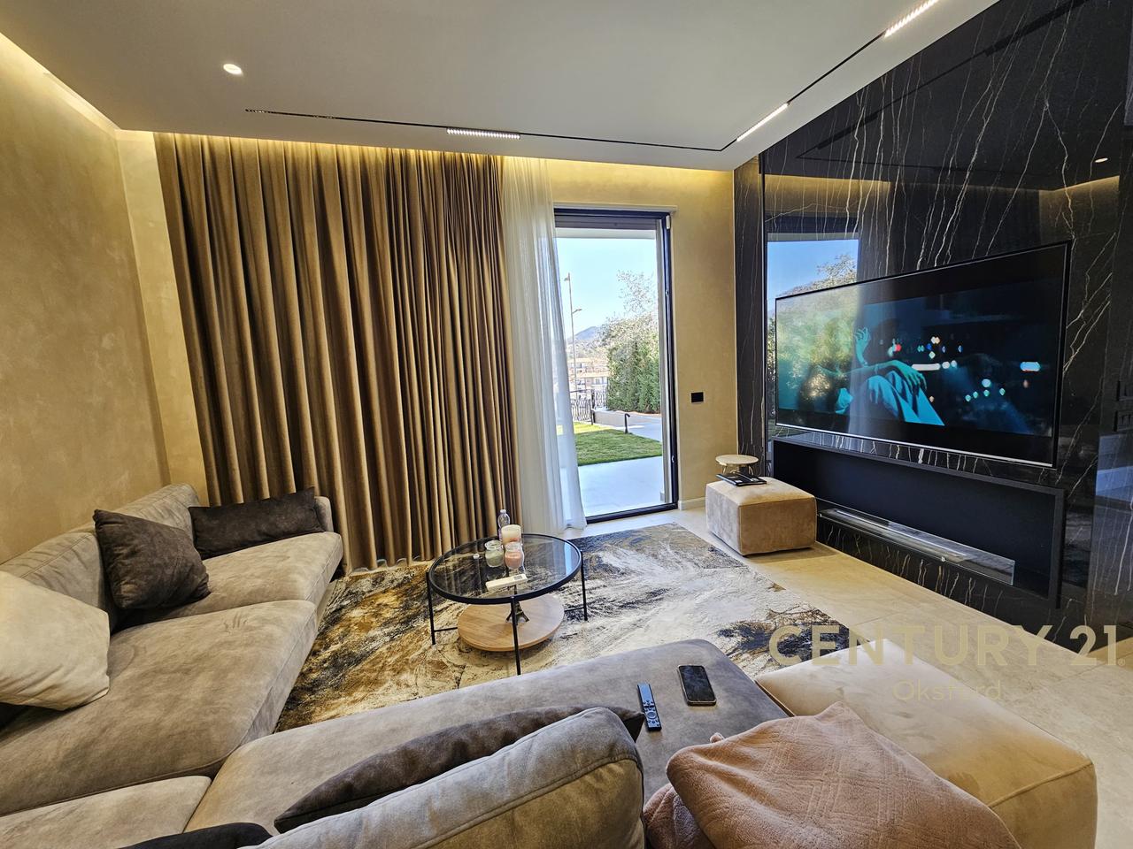LUXURY VILLA FOR SALE IN SELITE