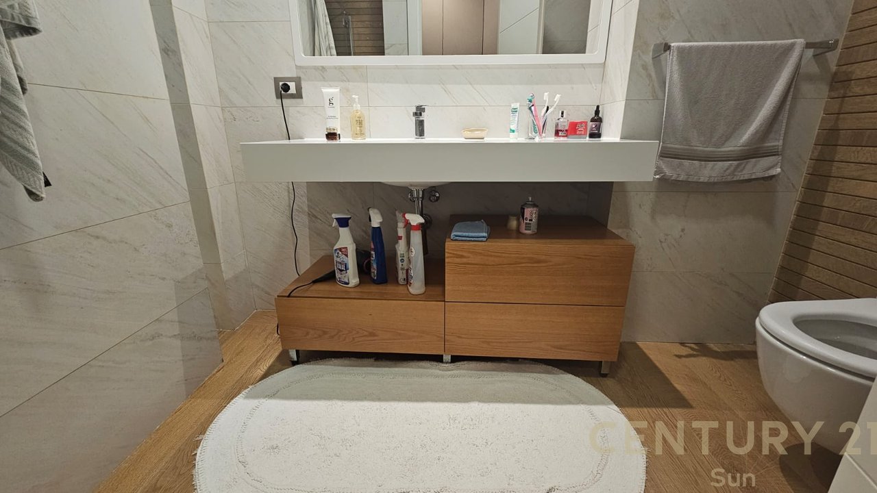 SHITET SUPER APARTAMENT 3+1+2 PRANE KOPSHTIT ZOOLOGJIK