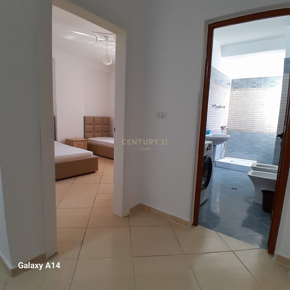 JEPET ME QIRA APARTAMENT 2+1 ,PRANE KISHES ORTODOKSE VLORE!!