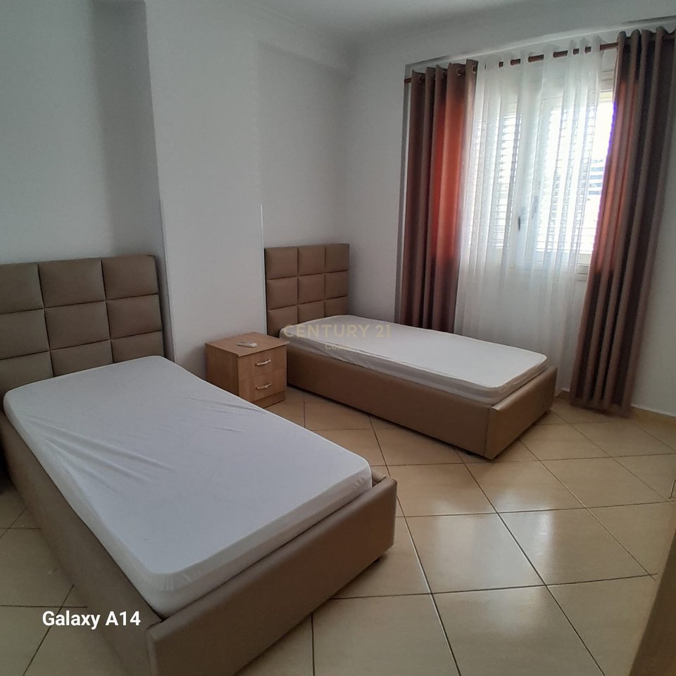 JEPET ME QIRA APARTAMENT 2+1 ,PRANE KISHES ORTODOKSE VLORE!!