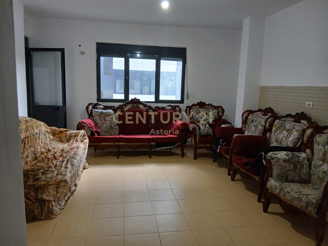 2+1 apartment for sale in Golem, Pishat e Buta