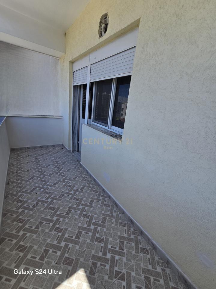 4+1 Apartment for Sale in Durres with Possibility of Dividing into 2 Apartments!