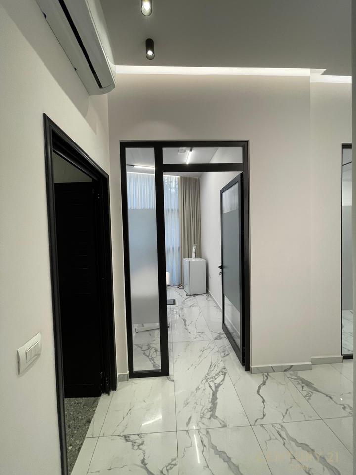 SPACE FOR RENT FOR AESTHETIC CENTER \ OFFICE AT THE MUNICIPALITY OF PARIS!