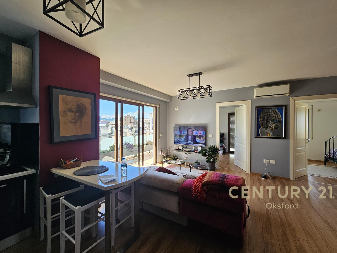 JAPIM ME QIRA APARTAMENT 2+1 NE RRUGEN MINE PEZA!