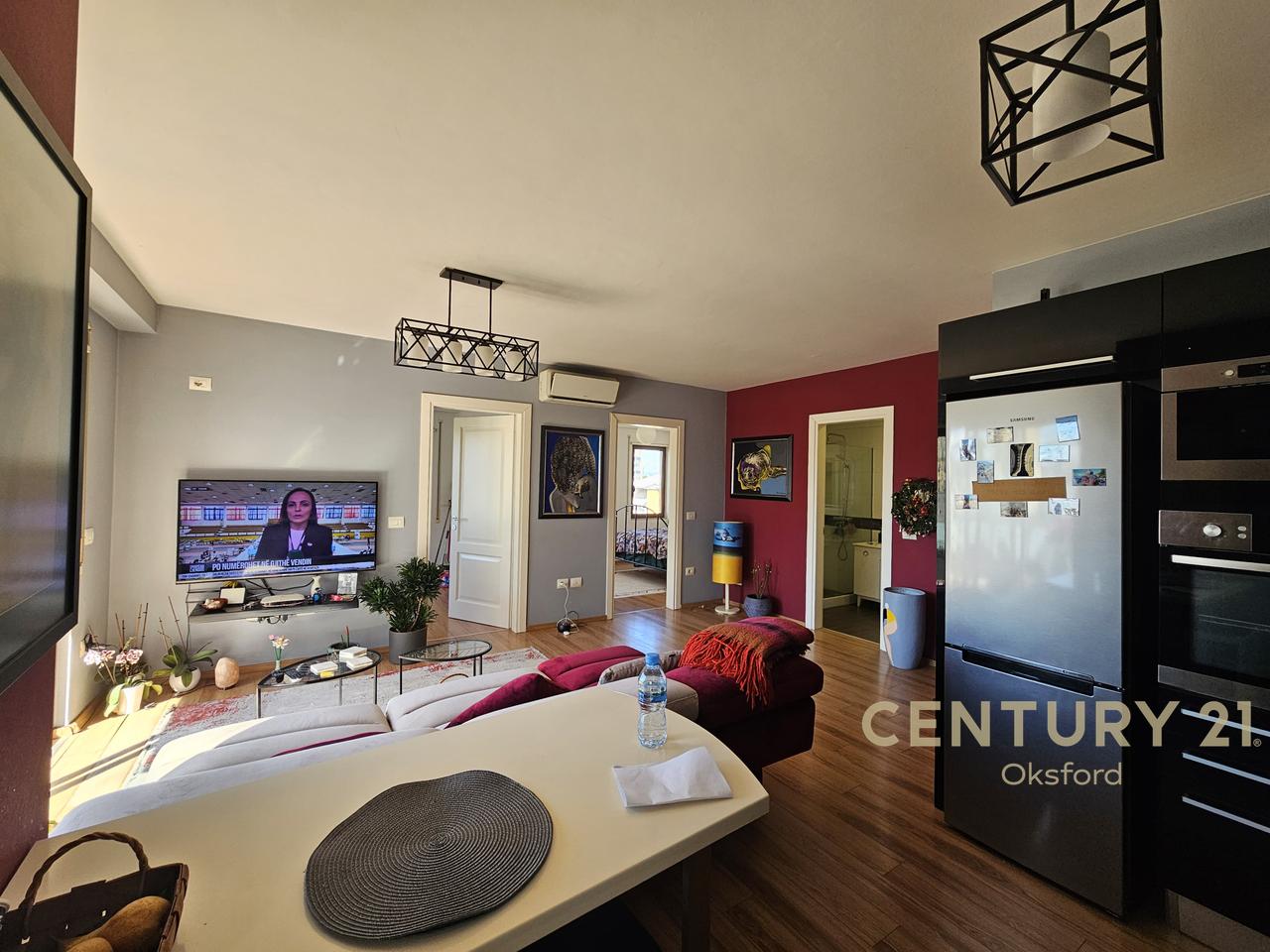 JAPIM ME QIRA APARTAMENT 2+1 NE RRUGEN MINE PEZA!