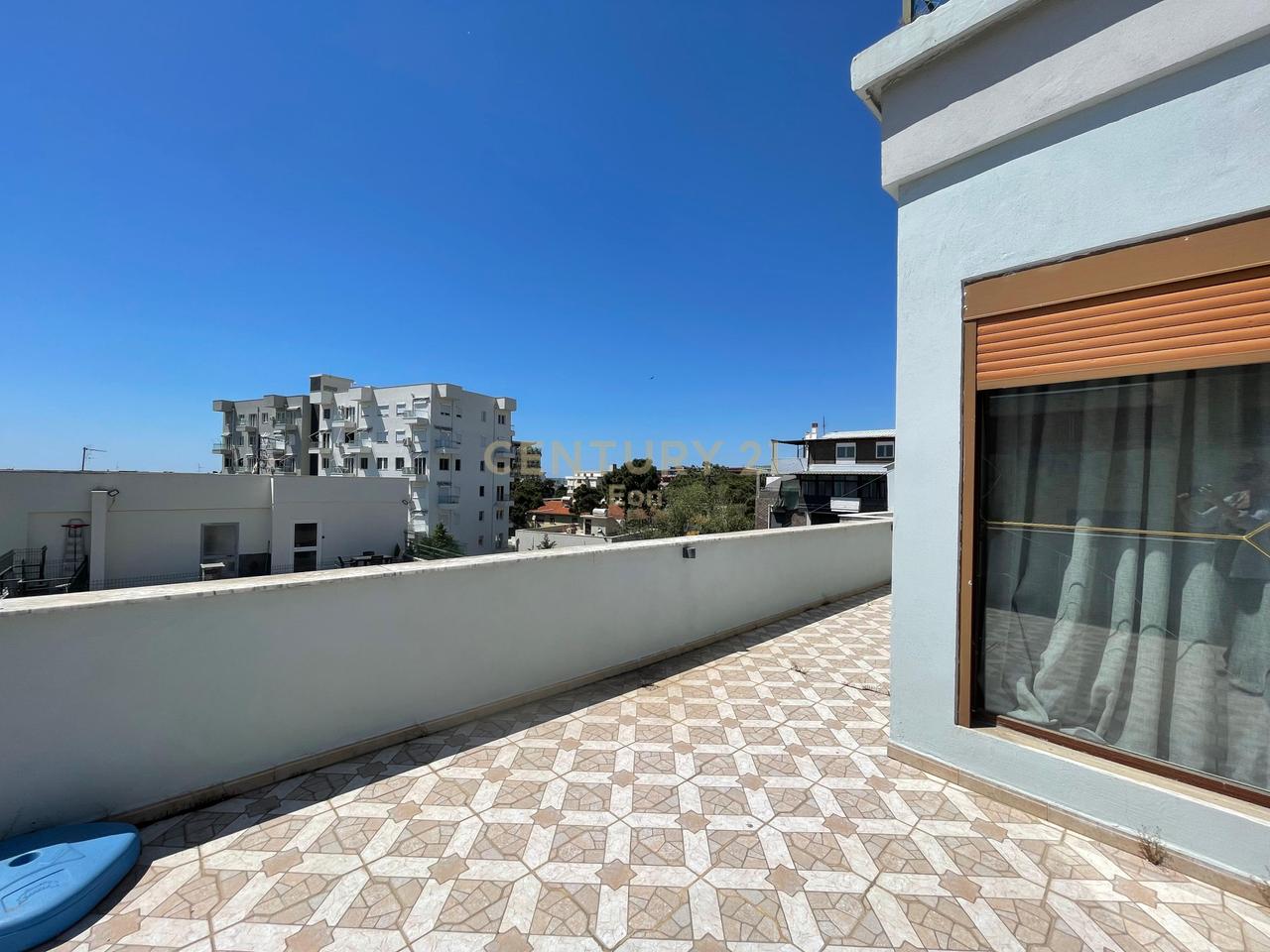 2+1 apartment for sale with sea view and veranda in Golem, Kavaja!