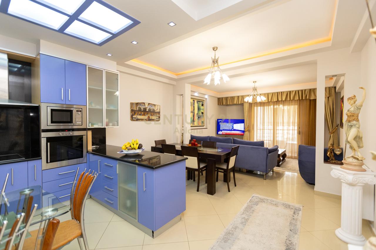 Apartament 2+1 për Shitje në Lokacion Strategjik të Qytetit