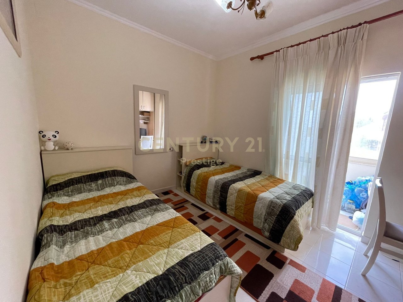APARTMENT 3+1+2+PARKING PLACE FOR RENT, OLD SAUK, TIRANA!