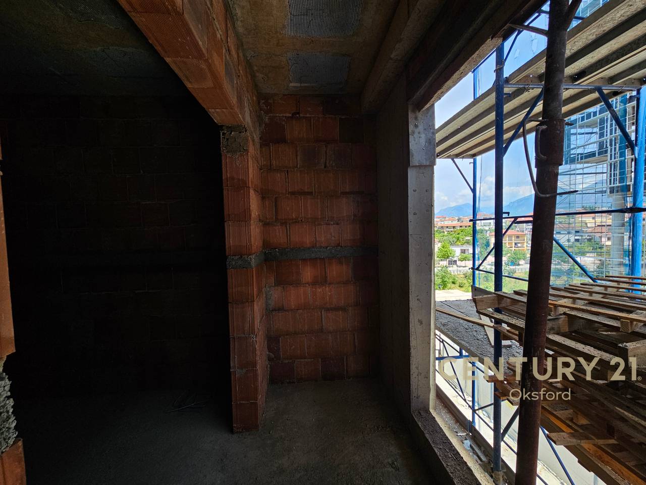APARTMENT FOR SALE 2+1+2, IN ALI DEM (BAJRAM CURRI BOULEVARD)