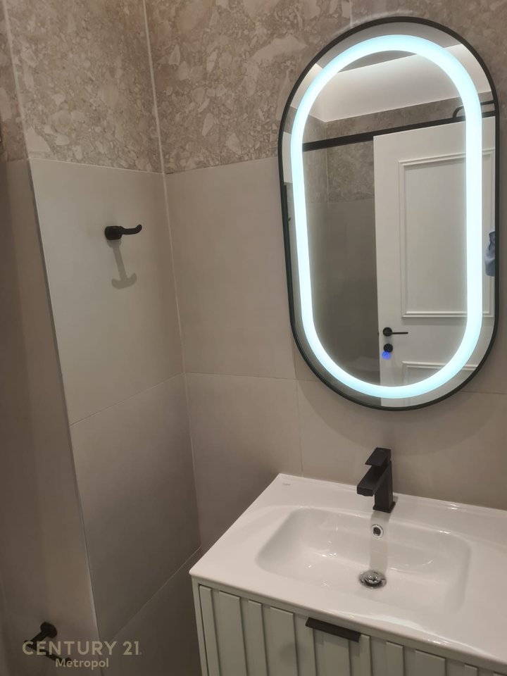 Super Apartament 1+1 për qera te Riverside Residence, Tirana !