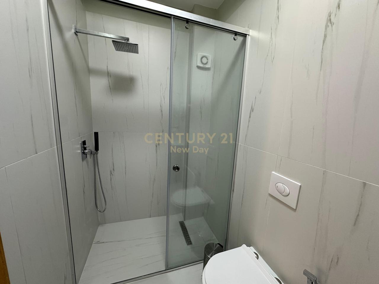 1+1 Apartment for Rent in Shkëmbi I Kavajës, Durrës - €450 | 72 m²