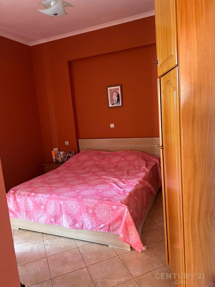 SARANDA VICINO AL CENTRO IN VENDITA APPARTAMENTO 1+1