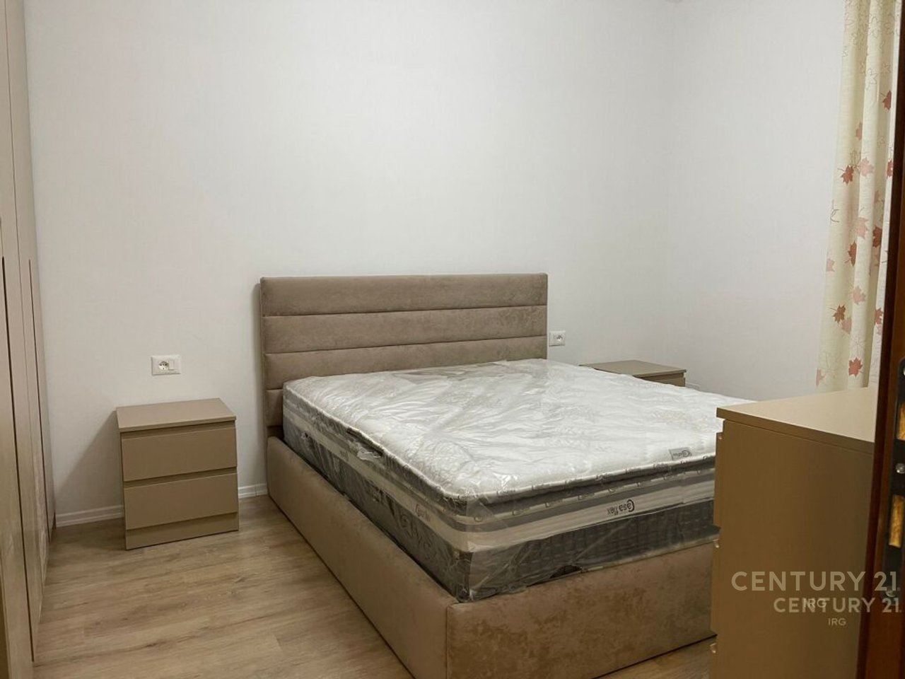 2+1+2 apartment invested for rent at Arlis Complex, Farmacia 10!