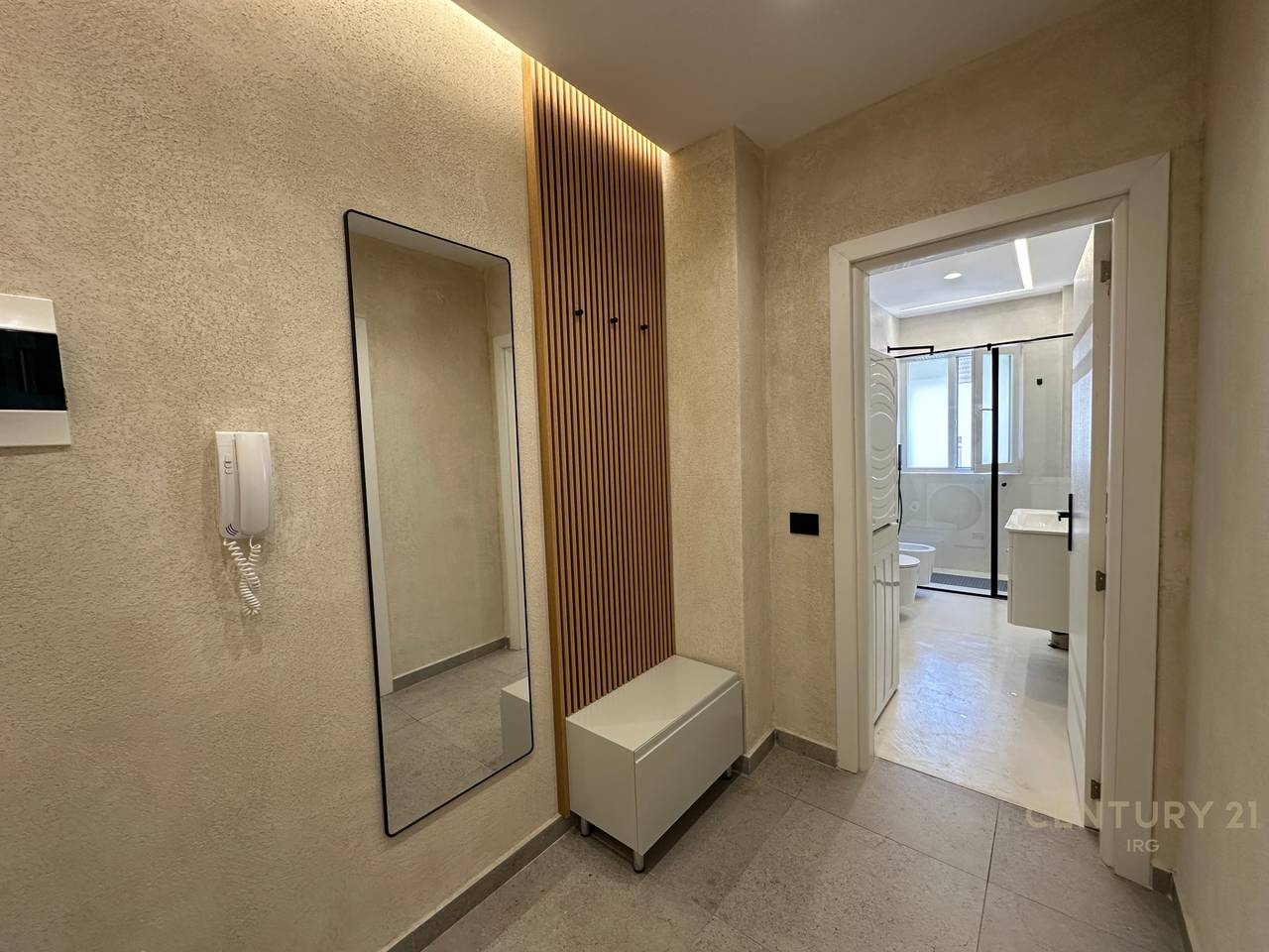 Apartament 1+1 per shitje tek Rruga e Bogdaneve!