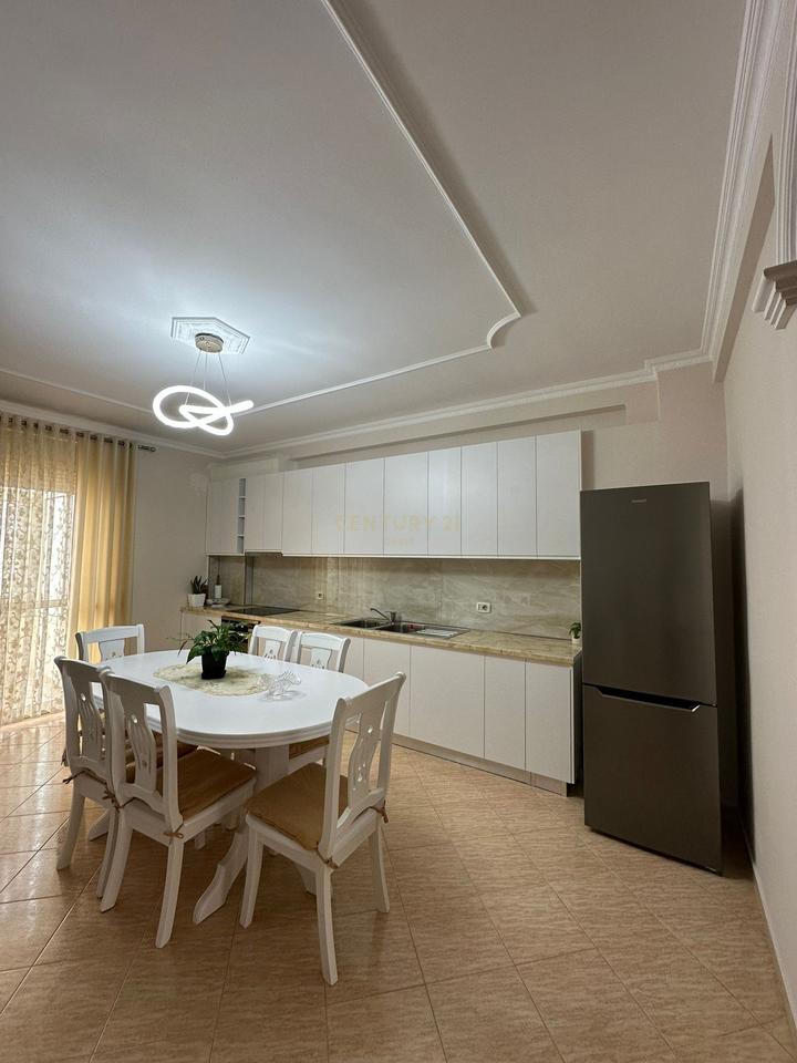 Apartament për Shitje – Rruga Cipajve, Vlorë