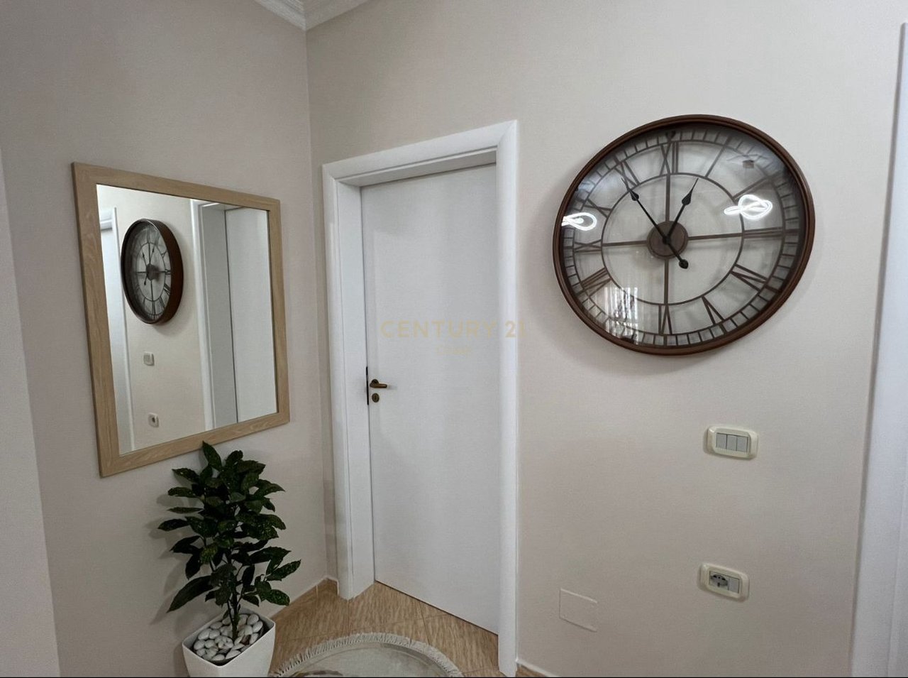 Apartament për Shitje – Rruga Cipajve, Vlorë