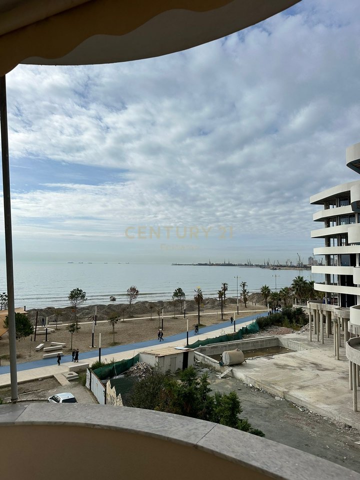 Appartamento 2+1 in affitto a Red Wheel Beach, Durrës - 250€ |
