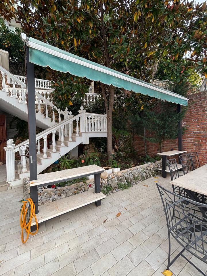 VILE 3 - VILLAS FOR SALE WITH SEA VIEW, IN UJI I FTOHTE!