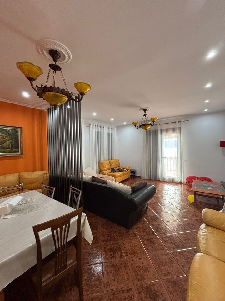 VILE 3 - VILLAS FOR SALE WITH SEA VIEW, IN UJI I FTOHTE!