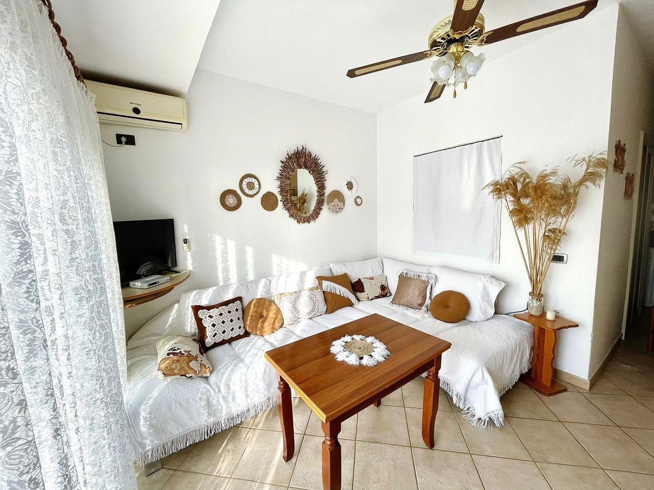 1+1 APARTMENT FOR RENT, IN LUNGOMARE, WITH SEA VIEW!