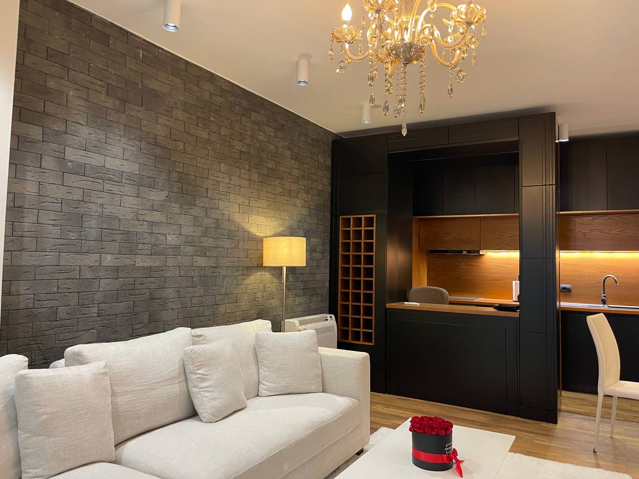 PRANE NOBIS, SHESIM APARTAMENT 1+1