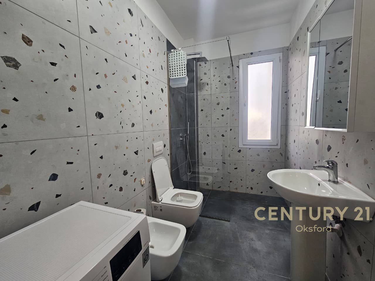 Appartamento 3+1 con Posto Auto in Affitto presso l'ex Campo Aviazione