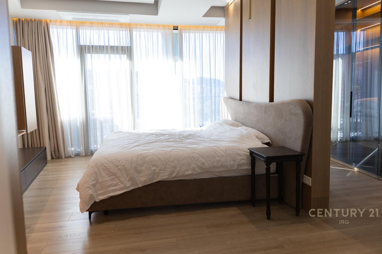 VISTA LAGO, APPARTAMENTO IN VENDITA SU TUTTO IL PIANO!