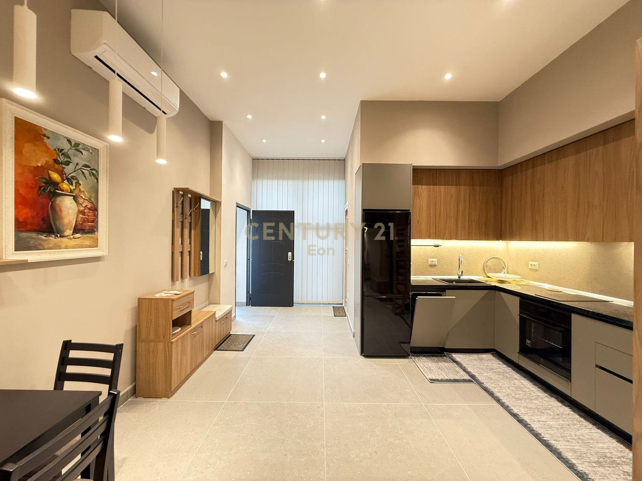 Loft me Qira në Plazh, Pranë Hotel Antalya !