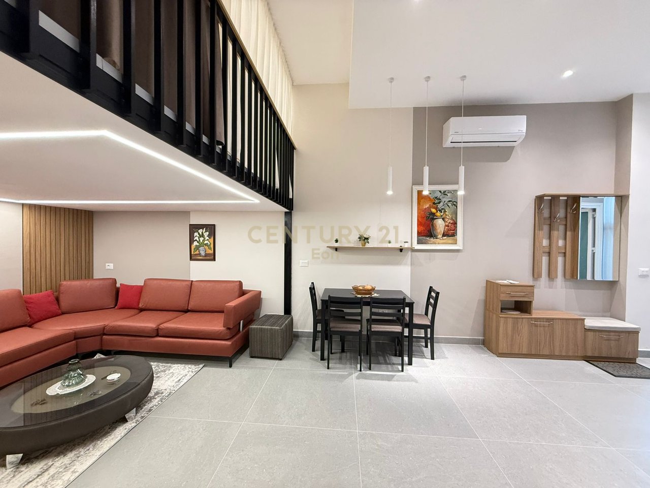 Loft me Qira në Plazh, Pranë Hotel Antalya !