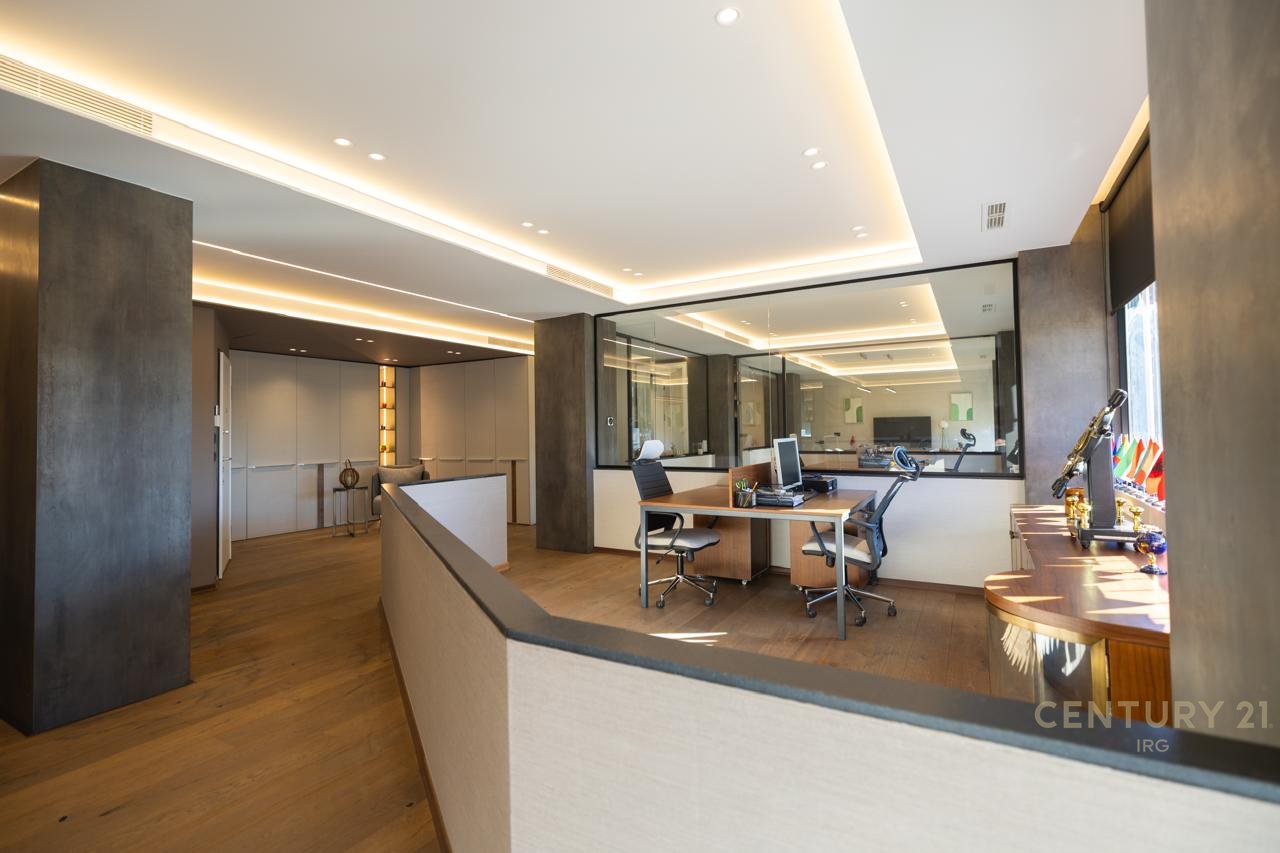 SHITET ZYRE NE ZEMER TE BLLOKUT