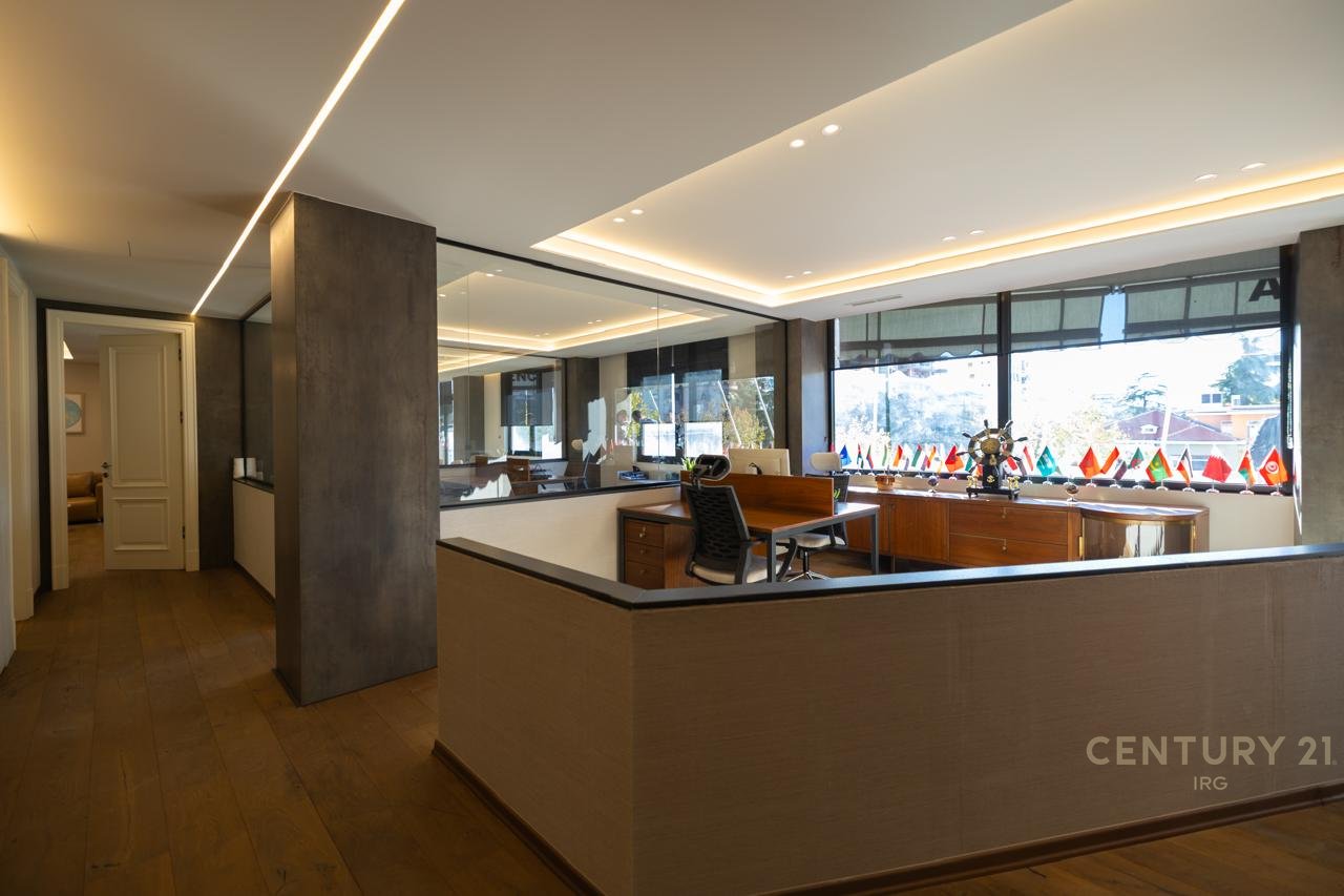 SHITET ZYRE NE ZEMER TE BLLOKUT