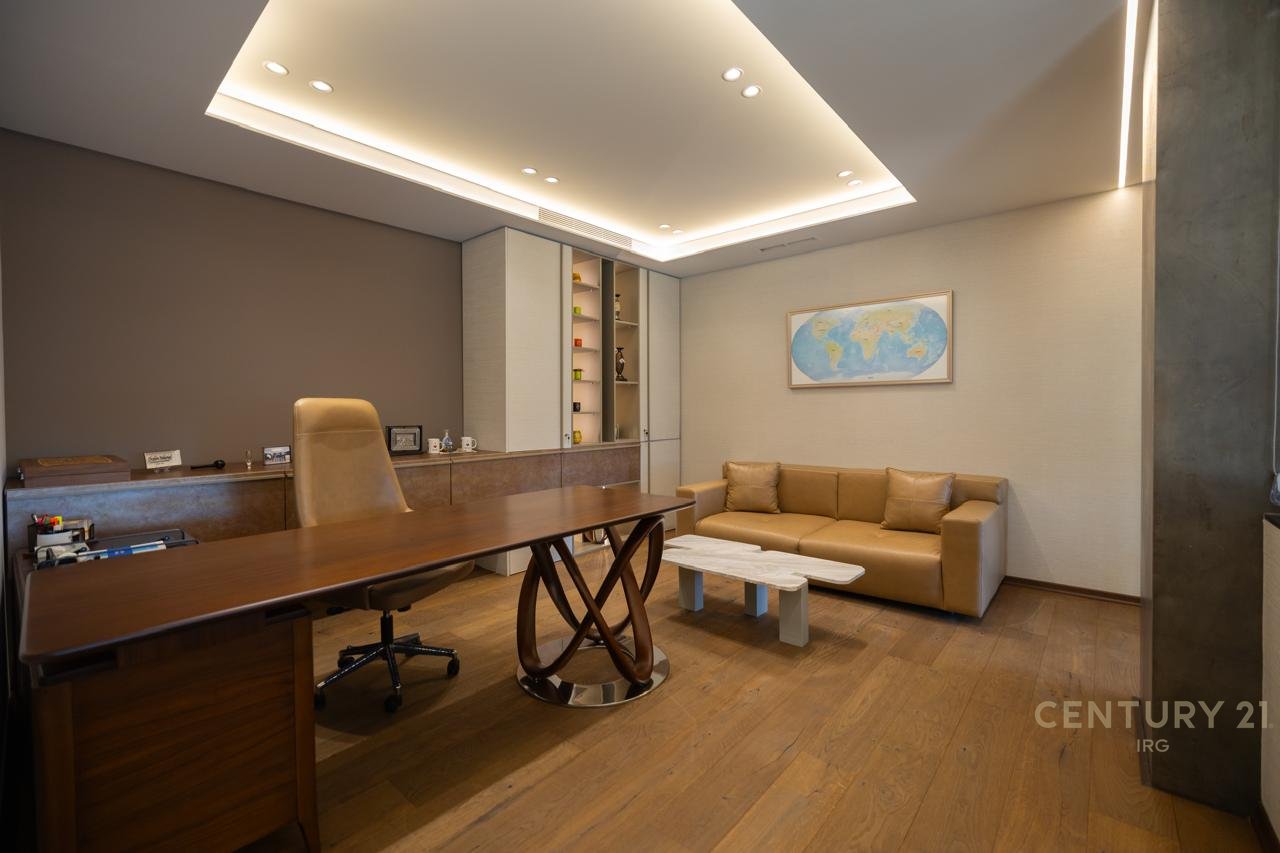 SHITET ZYRE NE ZEMER TE BLLOKUT