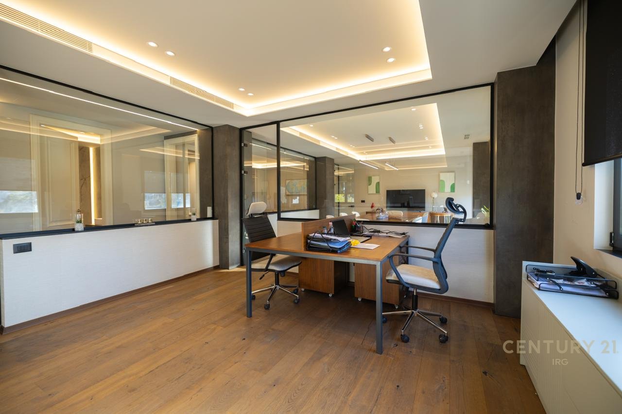 SHITET ZYRE NE ZEMER TE BLLOKUT