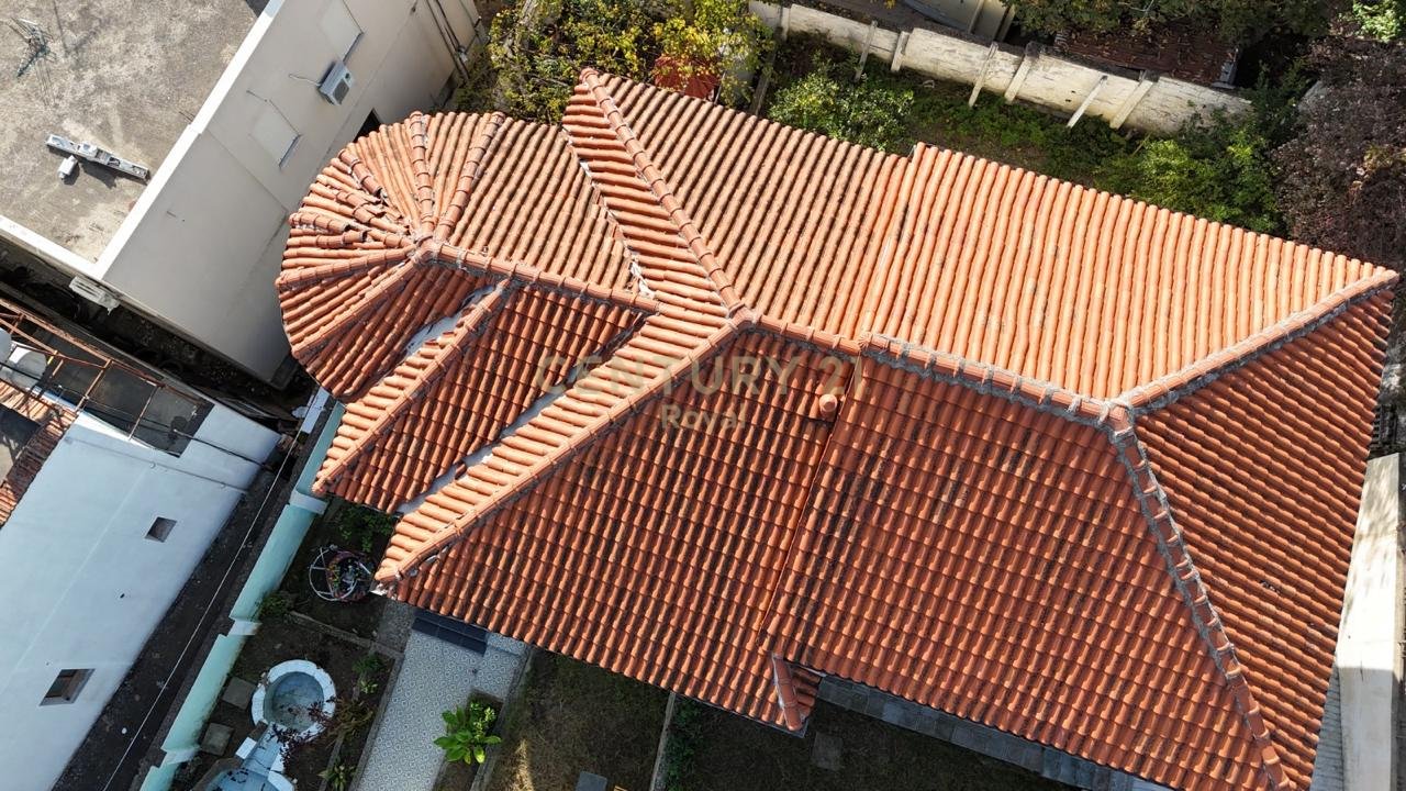 Villa in vendita vicino all'Ospedale Regionale di Durrës - €280.000 | 480 m²