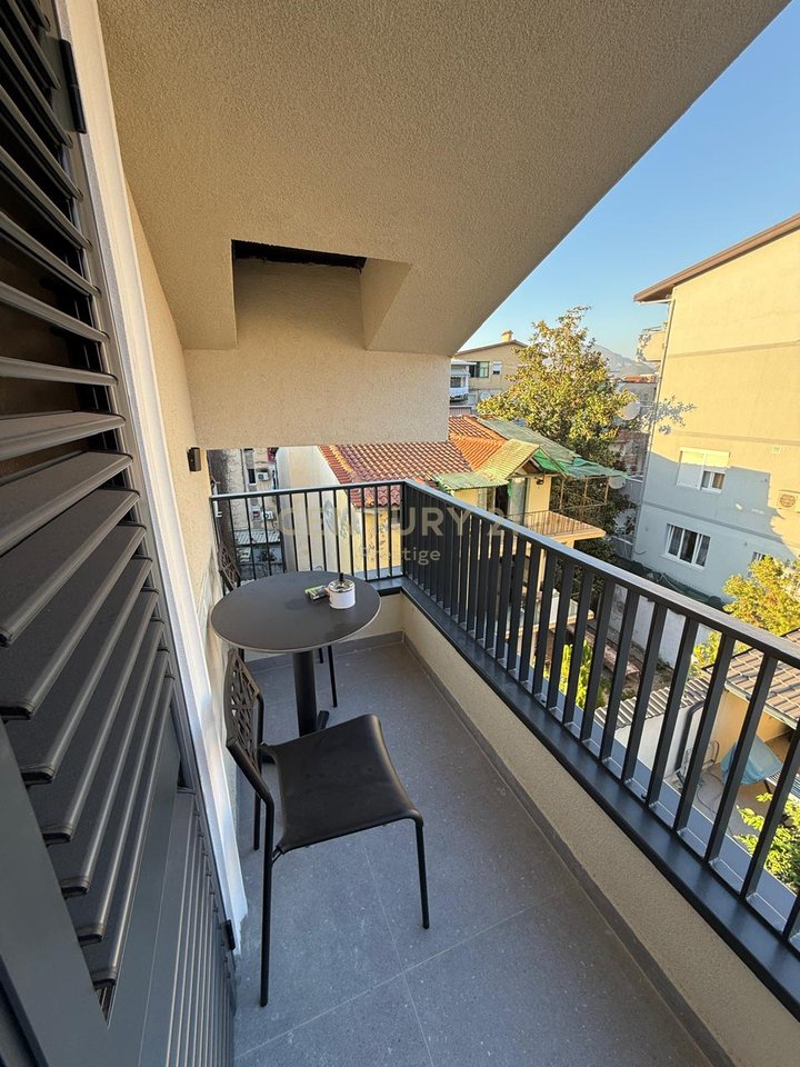 IN AFFITTO TERZO PIANO VILLA MODERNA + POSTO AUTO, NELLA CITTÀ STUDENTESCA!