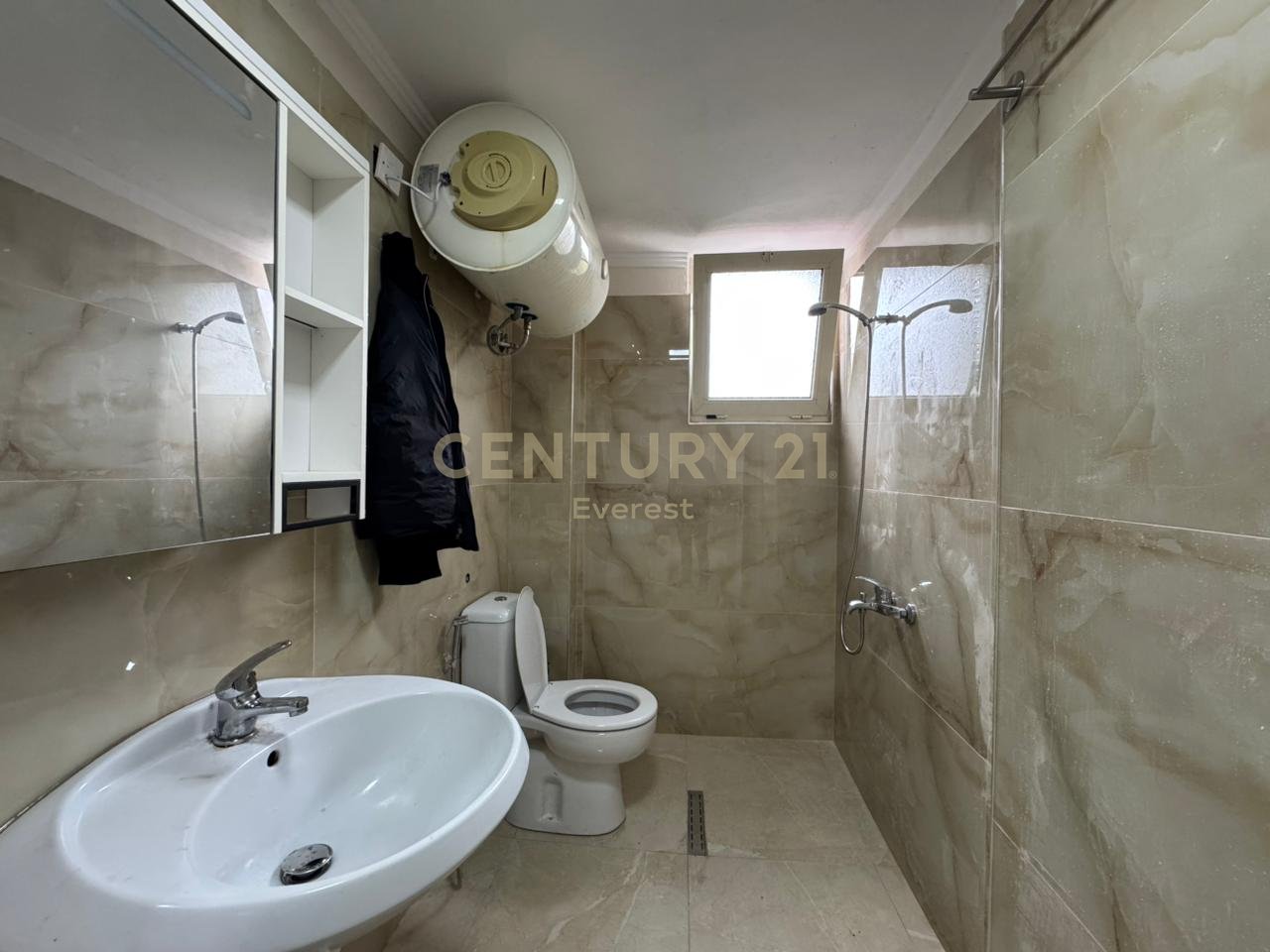 PERBALLE HARRY FULTZ, SHESIM APARTAMENT 2+1