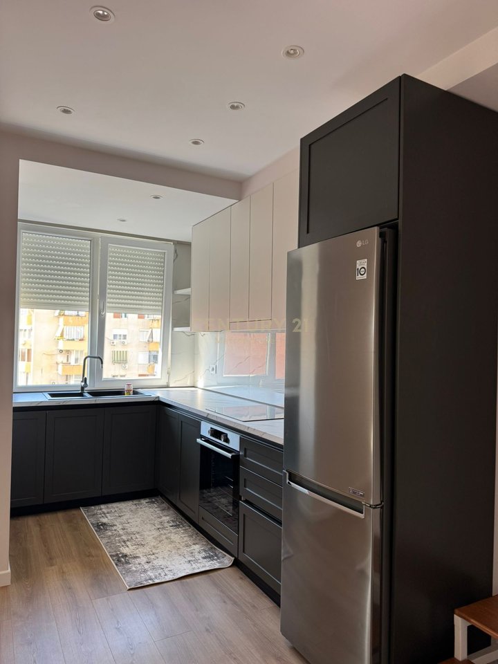 Ish Tregu Elektrik, Apartament 2+1+2 dhe 1 post parkimi