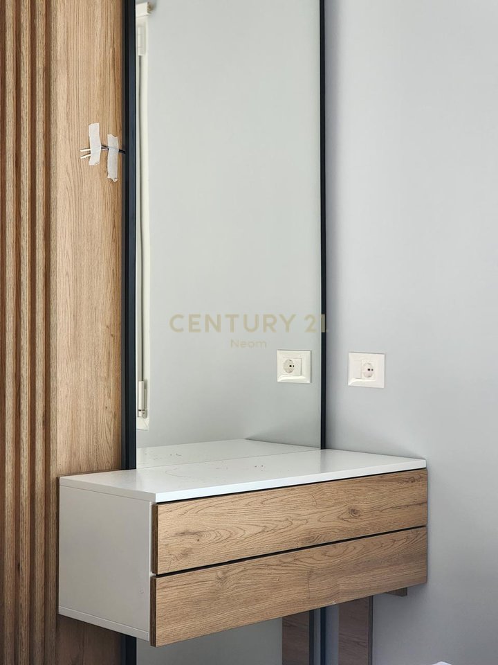 Apartament 2+1+2 për Shitje – Kodra e Diellit, Tiranë