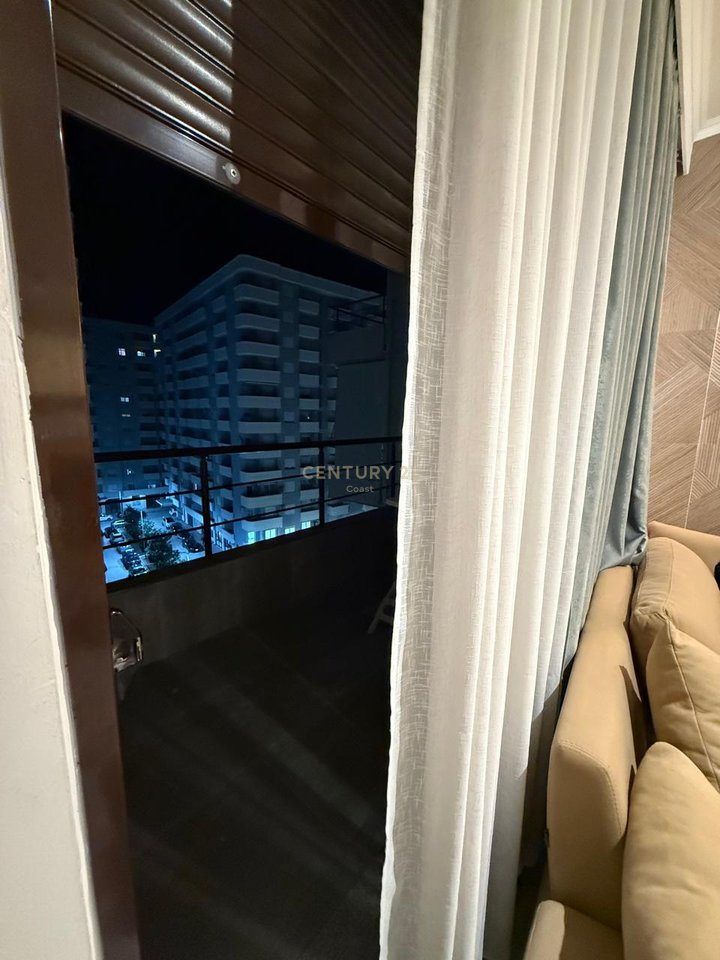 JEPET ME QIRA APARTAMENT 2+1 TE "PORCELANOSA" VLORE