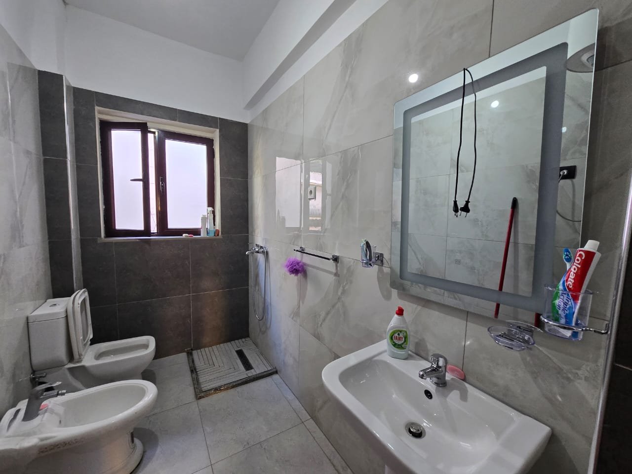 APARTAMENT 1+1 PER SHITJE TEK MEDRESEJA!